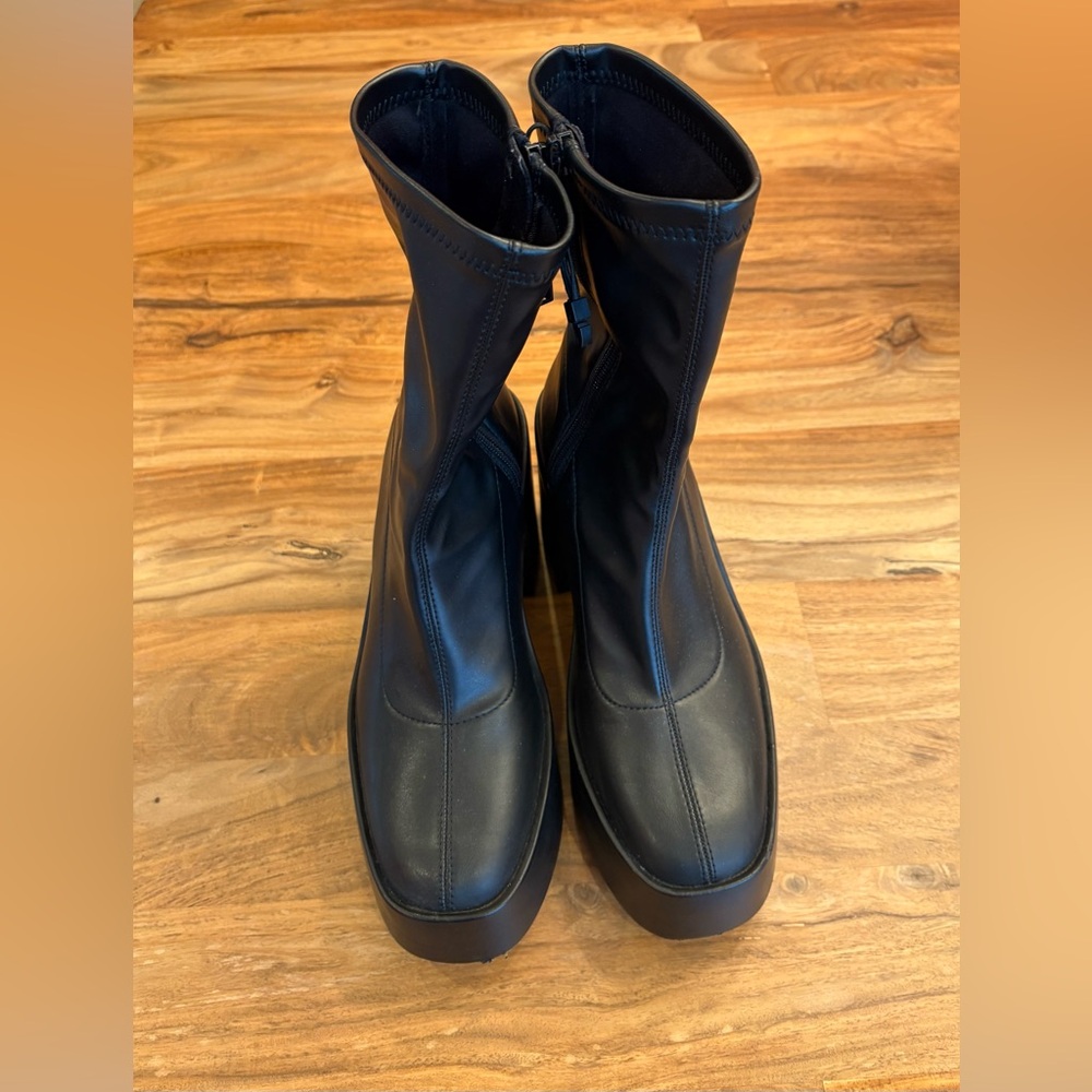 Zara Black Heeled Boots Size 7